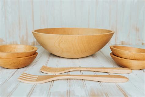 17 inch Maple Wood Salad Bowl Set - Bee's Oil Finish | Holland Bowl Mill | Famous Wooden Bowls