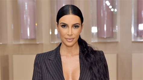 Kim Kardashian West Gets a '90s Makeover With This Iconic Hairstyle at ...