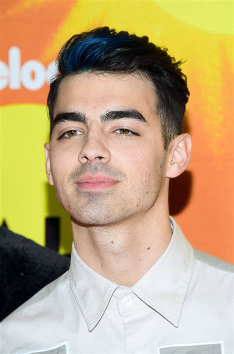 25 Of Joe Jonas' Best Hairstyles Through The Years – KISS 104.1 FM