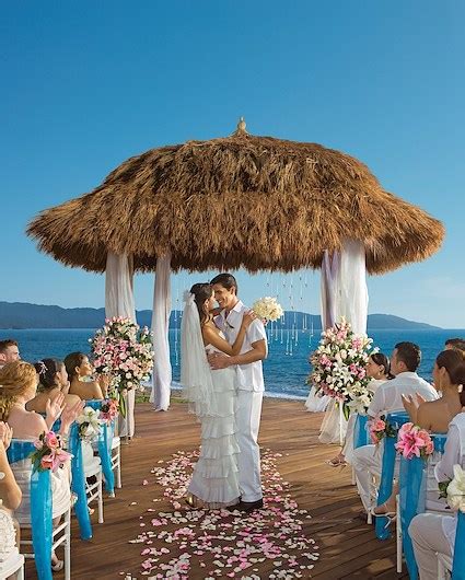 Dreams Vallarta Bay Resort & Spa Puerto Vallarta Wedding Packages ...