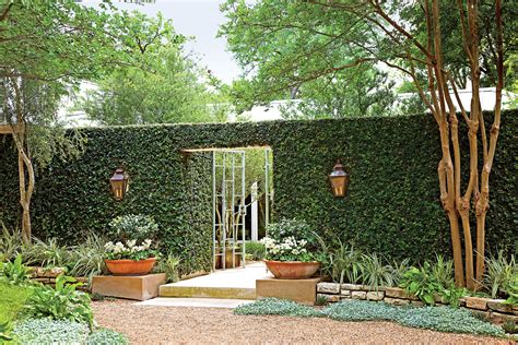 Choose the Perfect Garden Gate | Garden gates, Landscaping austin, Garden design