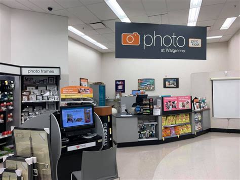 Walgreens Photo: FREE 5X7 Photo Print w/ Store Pick Up