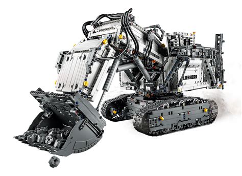 LEGO Technic - Liebherr R 9800 Excavator (42100) Images at Mighty Ape NZ