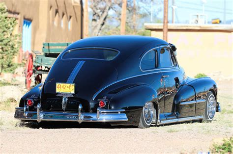 1948 Pontiac Torpedo Lowrider Bomb