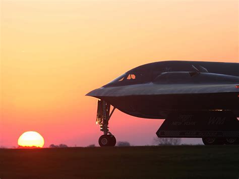 The B-2 is going to be outfitted with next-generation nuclear weapons ...