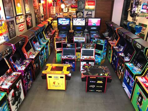 Miss the arcade? You can bring these ’80s Pacman, Street Fighter and ...