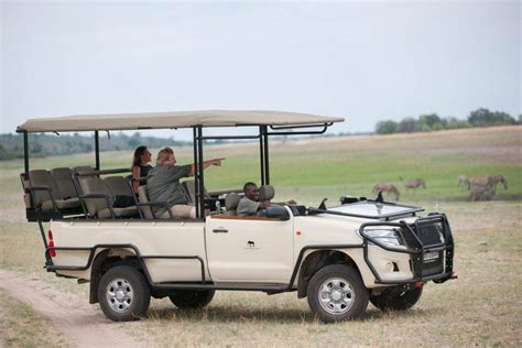 Tanzania Safaris Vehicles | Tanzania Safaris Tours | Tanzania Tours