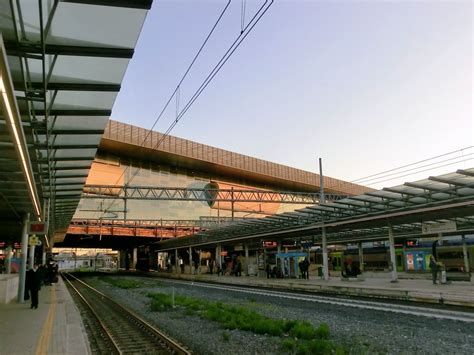 Roma Tiburtina Station (Rome, 2011) | Structurae