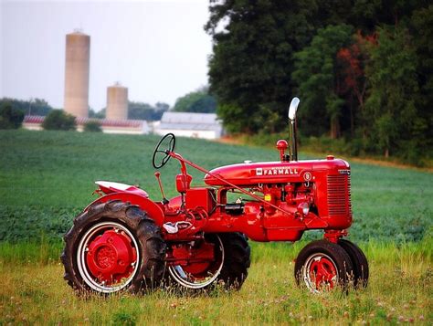 89d309624d0ad27272a4873160a7f76b.jpg (736×555) | Farmall, Old tractors, Farmall tractors