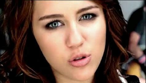 Miley Cyrus - 7 Things - Miley Cyrus Image (2100028) - Fanpop