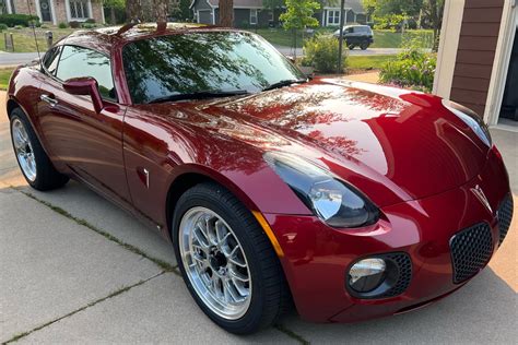 31k-Mile 2009 Pontiac Solstice GXP Coupe for sale on BaT Auctions ...