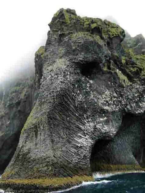 Elephant Rock, Iceland | Geology Page