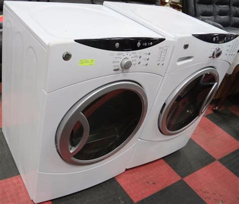 WHITE GE FRONT LOAD WASHER & DRYER SET