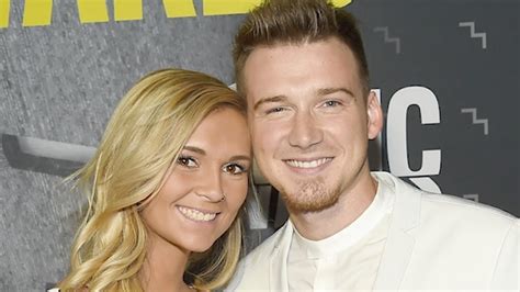 Morgan Wallen Girlfriend - Morgan Wallen Performs 'Chasin' You' at 2020 ...