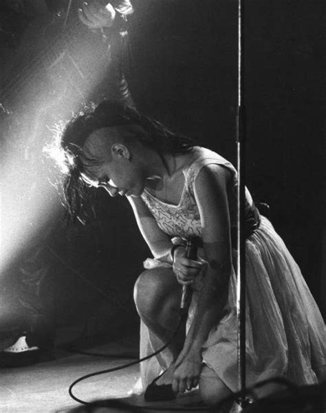 Annabella Lwin (Bow Wow Wow), 1982 : r/OldSchoolCoolMusic