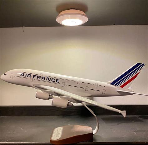 Aircraft model scale 1:200 / 1:100, Hobbies & Toys, Memorabilia ...