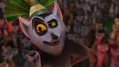 Madagascar: Meeting king Julien (HD CLIP) - YouTube