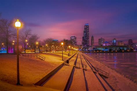 Downtown Chicago, IL at Sunset, Lake Michigan Stock Photo - Image of metropolis, city: 269800078