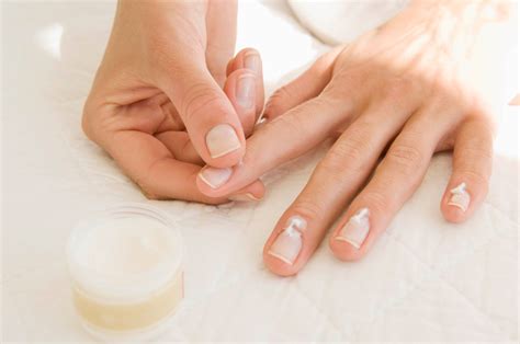 How to Remove Gel Nail Polish at Home Safely — Expert Advice | Allure