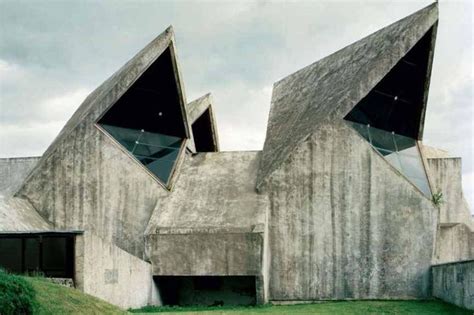 Pin by Oana Ghinea on brutalist architecture | Concrete architecture ...