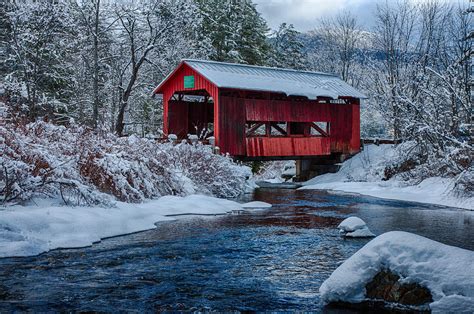 Northfield Vermont covered bridge Photograph by Jeff Folger - Pixels