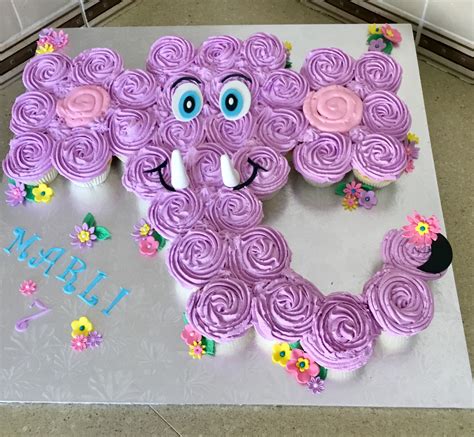 Elephant cupcake pull apart cake | Birthday cake girls, Elephant ...