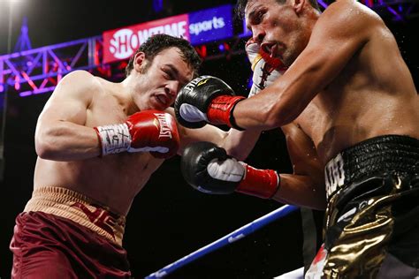 Julio Cesar Chavez Jr beats Marcos Reyes over ten rounds - Bad Left Hook