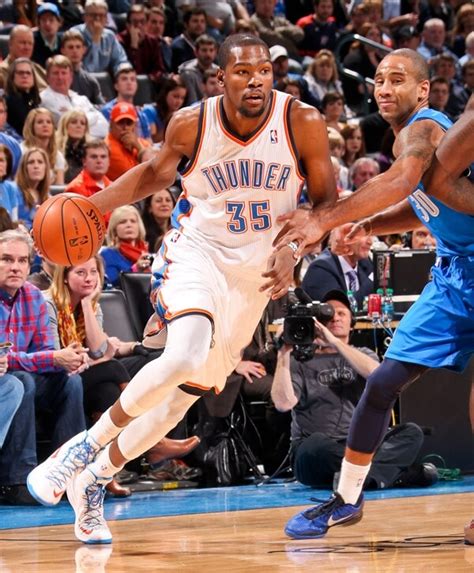 Thunder vs. Mavericks: Dec. 27, 2012 Photo Gallery | NBA.com