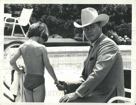 1984 Larry Hagman Omri Katz Dallas Friday - Historic Images