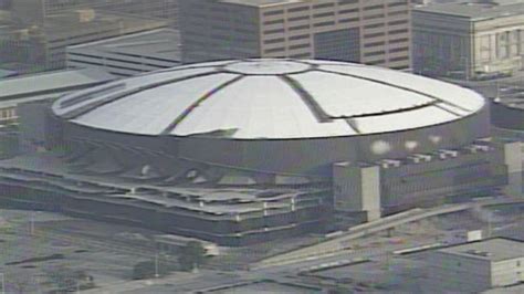 16 years ago: Market Square Arena imploded to cheers