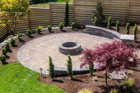 Circular Paver Patio Kit With Fire Pit | Western Interlock