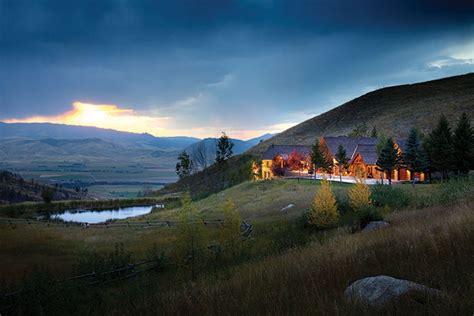 5 Montana Ranches to Swoon Over - Mountain Living