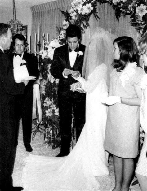 Elvis trying to get the ring steady to place on Cilla's finger..sweet photo. | Elvis and ...