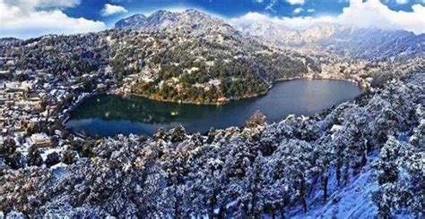 15 Best Places To Witness Snowfall In India