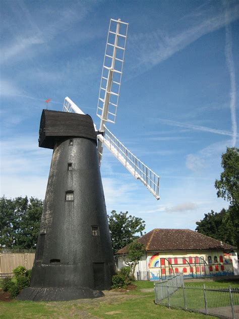 Brixton Windmill, South London | Brixton has it's own windmi… | Flickr