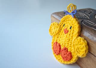 Ravelry: Chicken Applique pattern by Carolina Guzman