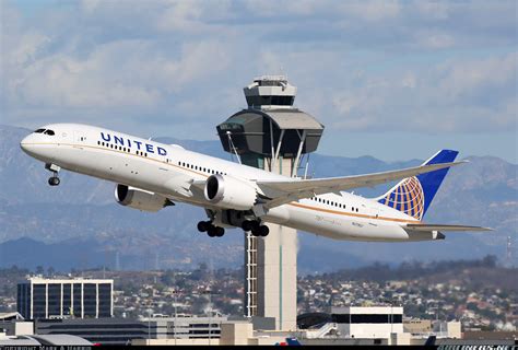 LAX no longer a United Airlines hub?