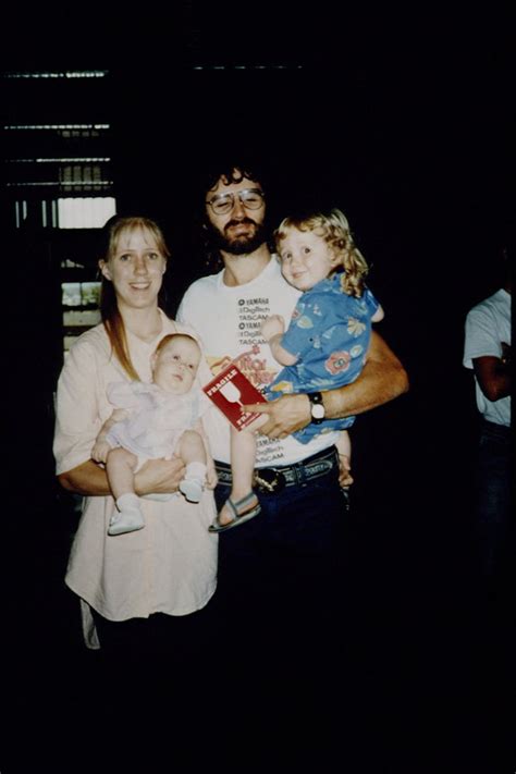 David Koresh With Wife Rachel, Son Cyrus, and Daughter Star | Waco ...