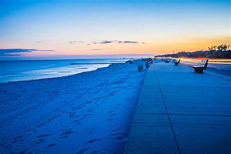 20 Mississippi Beaches To Relax In 2024