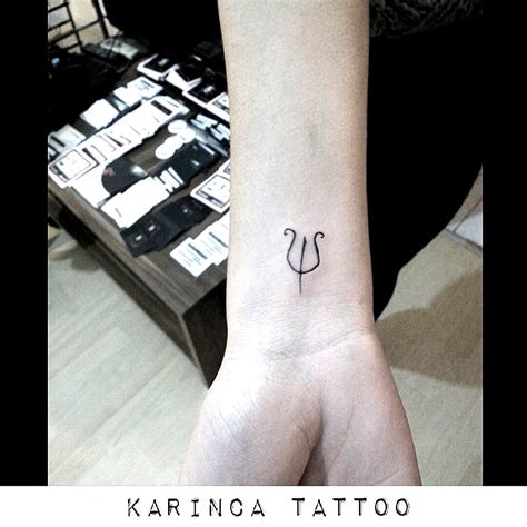 Psychology Symbol Tattoo | Tatuagem de psicologia, Tatuagem, Tatuagens ...