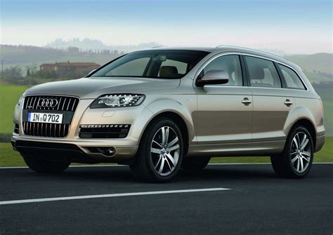 Home Car Collections: 7 Seater Cars - Enter Audi Q7