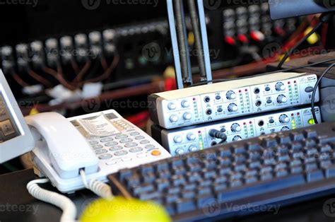 radio station microphone 10709994 Stock Photo at Vecteezy