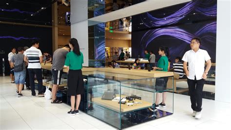 OPPO Shenzhen Flagship Store | RECHI