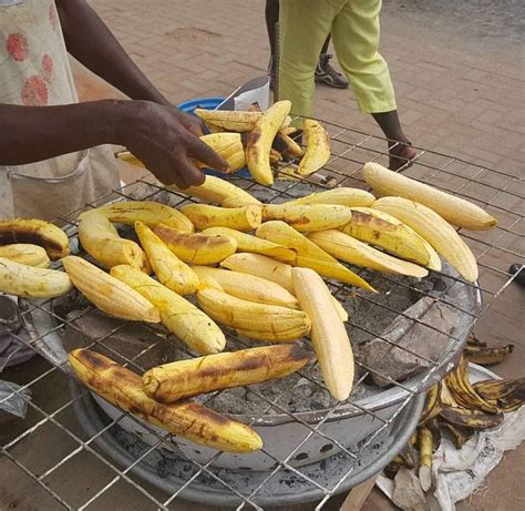 Roasted ripe plantain in Ghana | Ripe plantain, Plantains, Roast