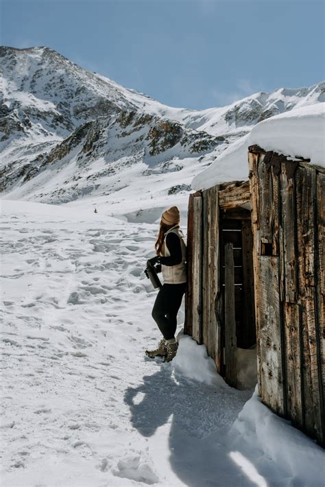 How to Prepare for a Winter Hiking Adventure in Colorado