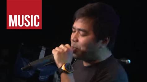 Gloc 9 - "Martilyo" Live at OPM Means 2013! - YouTube