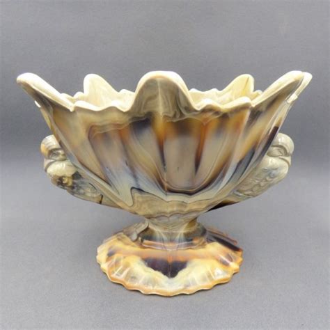 Art Deco glass serving bowl. France 1920 - 1930