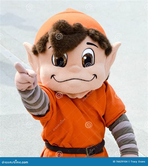 NFL Mascot Brownie the Elf Cleveland Browns Editorial Stock Image ...