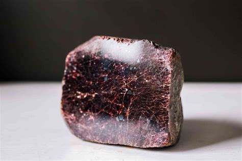 How to Use Garnet for Good Feng Shui