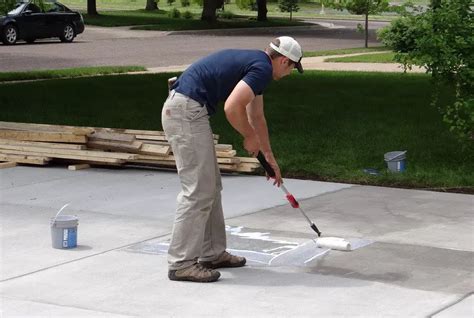 How To Apply Concrete Floor Sealer – Flooring Tips